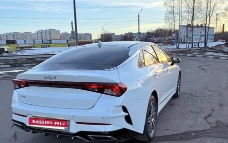 KIA K5, 2022 год, 2 700 000 рублей, 3 фотография