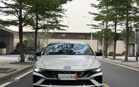 Hyundai Elantra, 2023 год, 1 550 000 рублей, 2 фотография