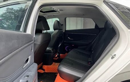 Hyundai Elantra, 2023 год, 1 550 000 рублей, 16 фотография