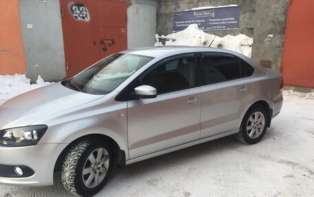 Volkswagen Polo VI (EU Market), 2011 год, 799 999 рублей, 2 фотография