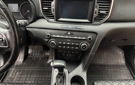 KIA Sportage IV рестайлинг, 2017 год, 2 050 000 рублей, 8 фотография