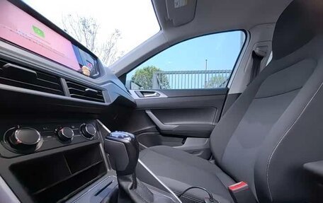 Volkswagen Polo, 2022 год, 1 080 000 рублей, 14 фотография