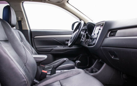 Mitsubishi Outlander III рестайлинг 3, 2013 год, 1 078 000 рублей, 1 фотография