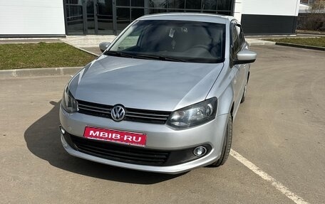 Volkswagen Polo VI (EU Market), 2014 год, 940 000 рублей, 1 фотография