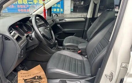 Volkswagen Touran III, 2020 год, 1 560 004 рублей, 9 фотография