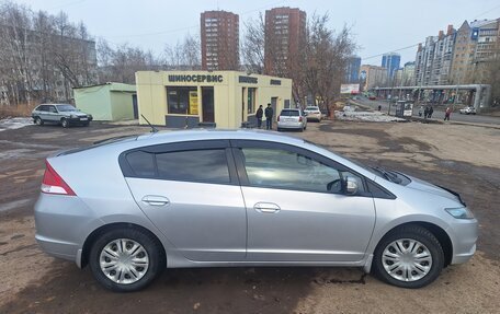 Honda Insight II рестайлинг, 2010 год, 690 000 рублей, 4 фотография