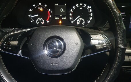 Skoda Octavia IV, 2021 год, 1 200 000 рублей, 11 фотография