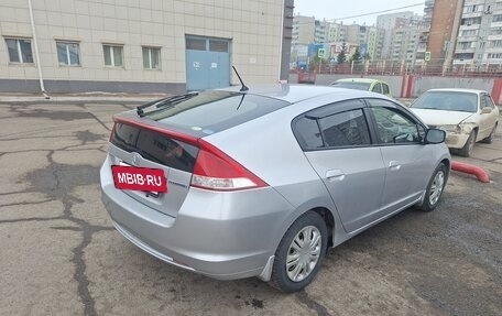 Honda Insight II рестайлинг, 2010 год, 690 000 рублей, 3 фотография