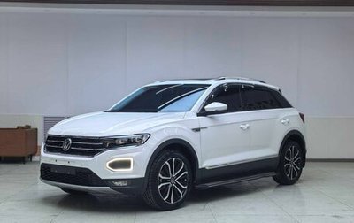 Volkswagen T-Roc I, 2022 год, 1 780 000 рублей, 1 фотография