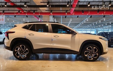 Chevrolet Trax, 2023 год, 1 590 000 рублей, 4 фотография