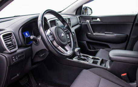 KIA Sportage IV рестайлинг, 2019 год, 2 450 000 рублей, 10 фотография