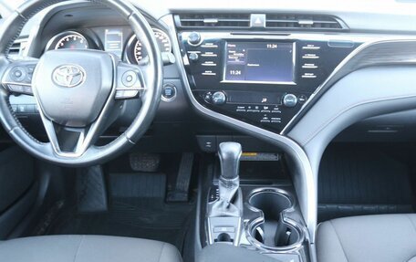 Toyota Camry, 2021 год, 2 770 000 рублей, 7 фотография