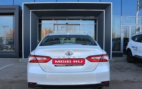 Toyota Camry, 2021 год, 2 770 000 рублей, 5 фотография