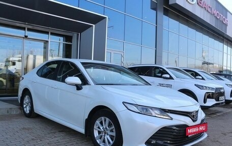 Toyota Camry, 2021 год, 2 770 000 рублей, 3 фотография