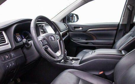 Toyota Highlander III, 2014 год, 2 440 000 рублей, 10 фотография