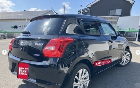 Suzuki Swift V, 2022 год, 950 000 рублей, 2 фотография