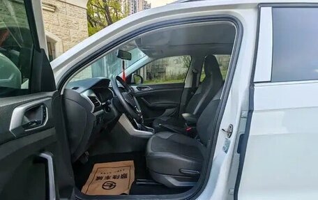 Volkswagen T-Cross I, 2022 год, 1 270 004 рублей, 6 фотография