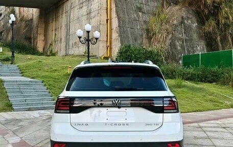 Volkswagen T-Cross I, 2022 год, 1 270 004 рублей, 4 фотография