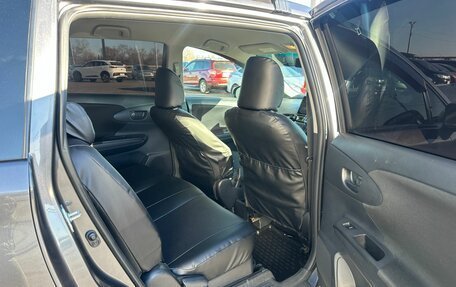 Toyota Wish II, 2013 год, 1 399 999 рублей, 17 фотография