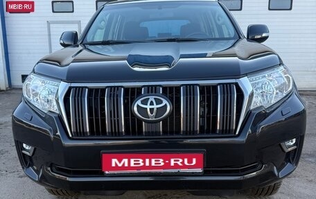Toyota Land Cruiser Prado 150 рестайлинг 2, 2018 год, 4 450 000 рублей, 7 фотография