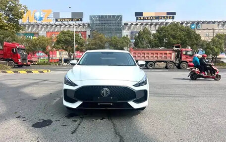 MG 5, 2022 год, 811 030 рублей, 2 фотография