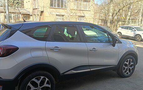 Renault Kaptur I рестайлинг, 2017 год, 1 500 000 рублей, 2 фотография