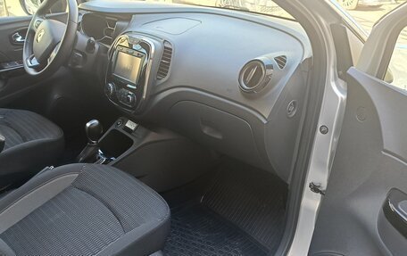 Renault Kaptur I рестайлинг, 2017 год, 1 500 000 рублей, 14 фотография