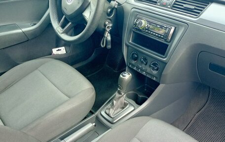 Skoda Rapid I, 2017 год, 970 000 рублей, 12 фотография