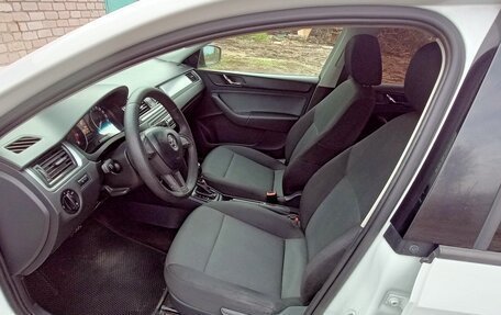 Skoda Rapid I, 2017 год, 970 000 рублей, 11 фотография