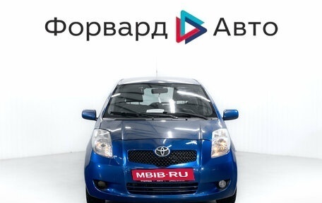 Toyota Yaris III рестайлинг, 2007 год, 599 000 рублей, 2 фотография