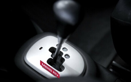 Toyota Yaris III рестайлинг, 2007 год, 599 000 рублей, 22 фотография