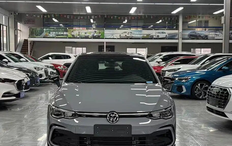 Volkswagen Golf VIII, 2022 год, 1 860 017 рублей, 2 фотография