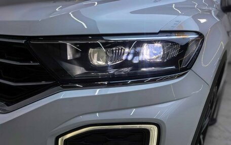 Volkswagen T-Roc I, 2022 год, 1 780 000 рублей, 8 фотография