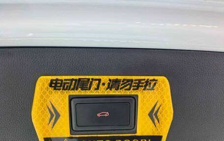 Volkswagen T-Roc I, 2022 год, 1 780 000 рублей, 23 фотография