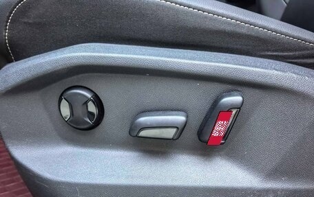 Volkswagen T-Roc I, 2022 год, 1 780 000 рублей, 15 фотография