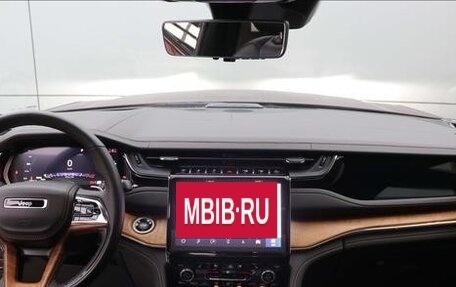 Jeep Grand Cherokee, 2023 год, 5 930 000 рублей, 4 фотография