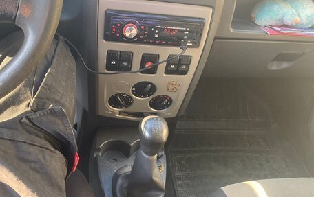 Renault Logan I, 2007 год, 350 000 рублей, 6 фотография