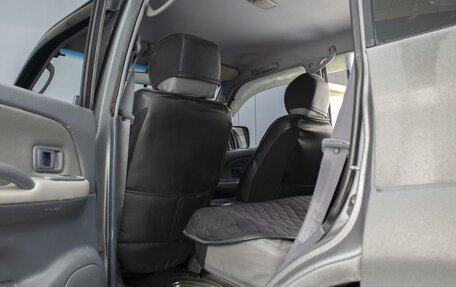 Toyota Land Cruiser Prado 90 рестайлинг, 2001 год, 1 070 000 рублей, 10 фотография