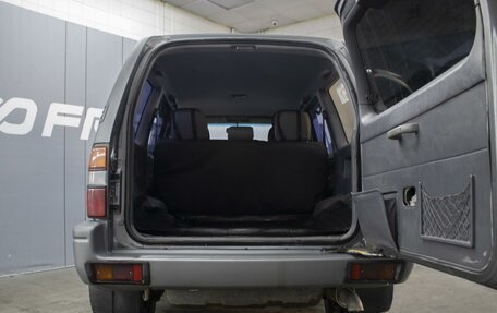 Toyota Land Cruiser Prado 90 рестайлинг, 2001 год, 1 070 000 рублей, 16 фотография