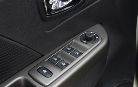 Renault Kaptur I рестайлинг, 2019 год, 1 590 000 рублей, 14 фотография