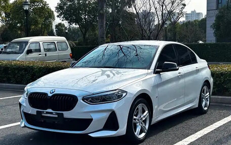 BMW 1 серия, 2022 год, 1 650 004 рублей, 1 фотография