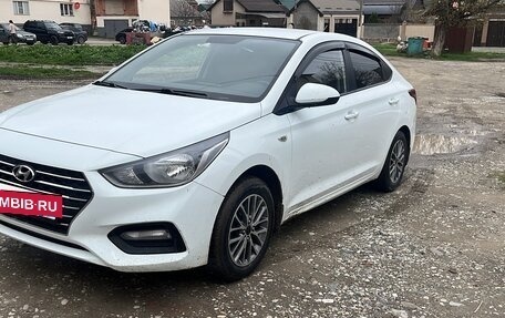 Hyundai Solaris II рестайлинг, 2018 год, 1 250 000 рублей, 2 фотография