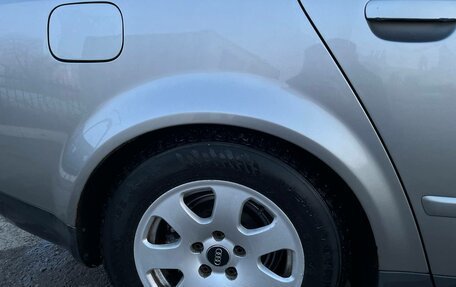 Audi A4, 2002 год, 550 000 рублей, 9 фотография