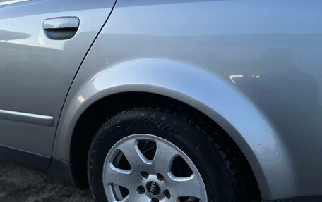 Audi A4, 2002 год, 550 000 рублей, 10 фотография