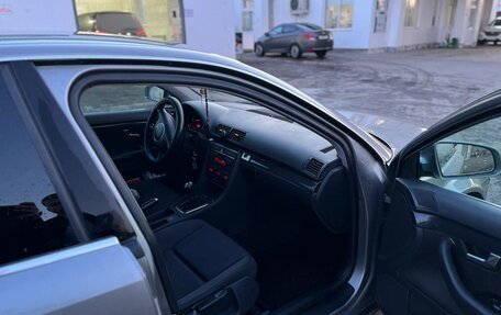 Audi A4, 2002 год, 550 000 рублей, 11 фотография