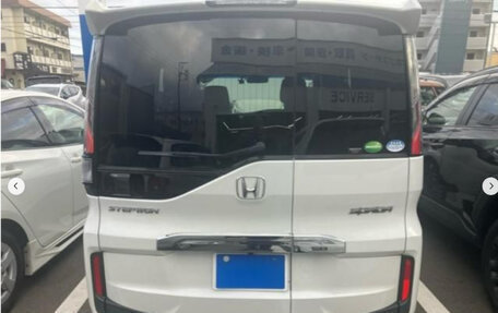 Honda Stepwgn IV, 2017 год, 1 320 000 рублей, 3 фотография