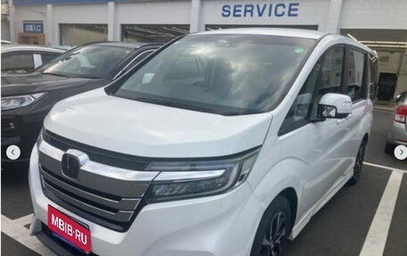 Honda Stepwgn IV, 2017 год, 1 320 000 рублей, 2 фотография