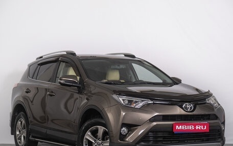 Toyota RAV4, 2017 год, 2 889 000 рублей, 1 фотография