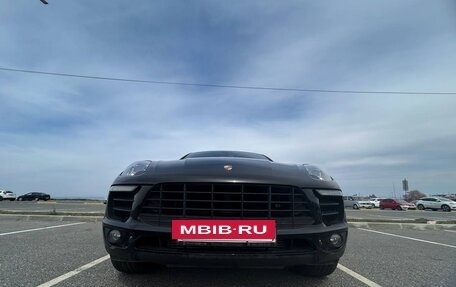 Porsche Macan I рестайлинг, 2017 год, 5 000 000 рублей, 2 фотография