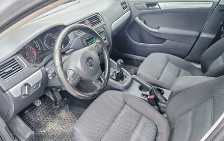 Volkswagen Jetta VI, 2012 год, 852 000 рублей, 6 фотография